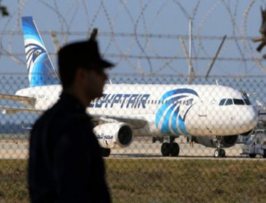 Egypt Air: Κανένα ίχνος εκρηκτικών στα λείψανα των Γάλλων επιβατών της μοιραίας πτήσης